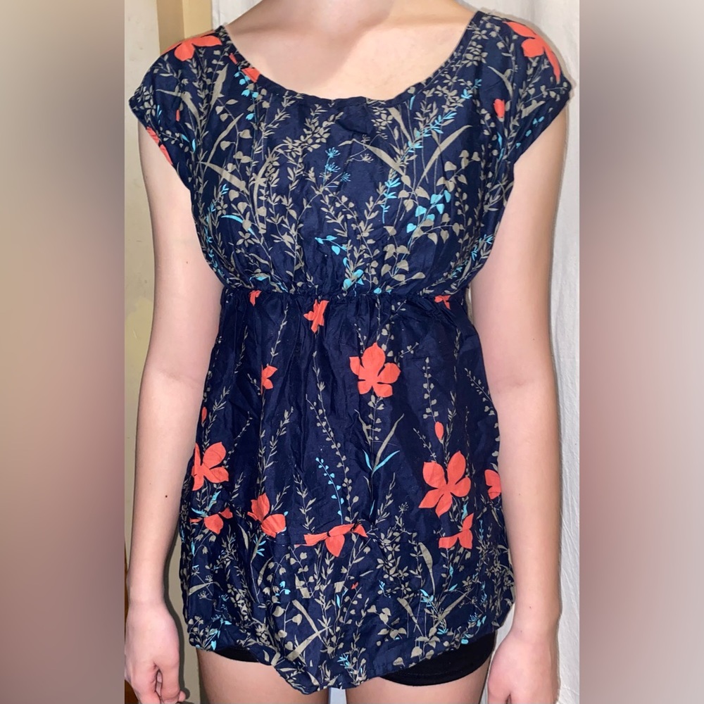Vintage Blue floral top